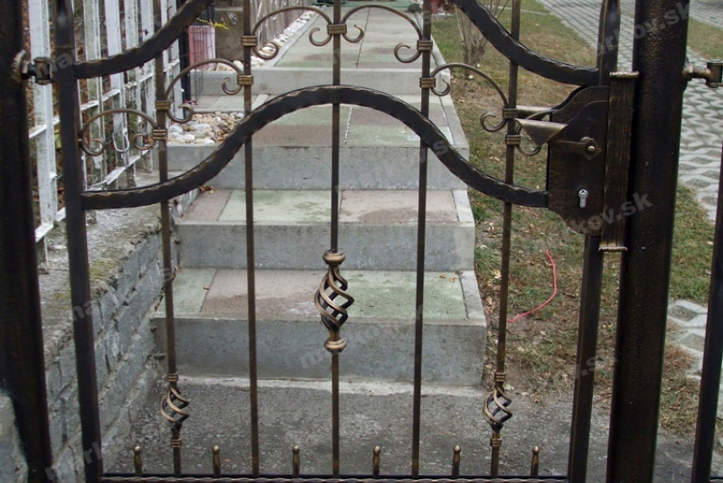 Brány a bránky Brány a bránky