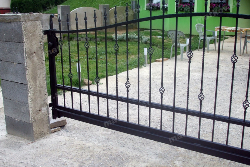 Brány a bránky Brány a bránky