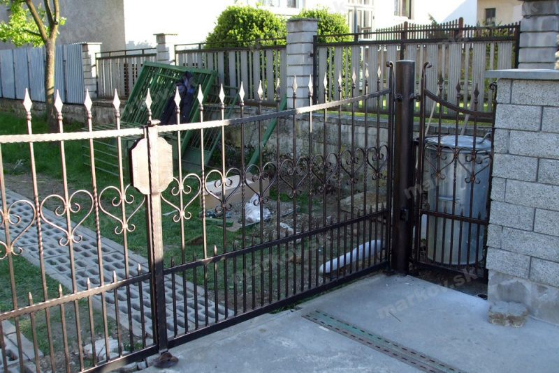 Brány a bránky Brány a bránky