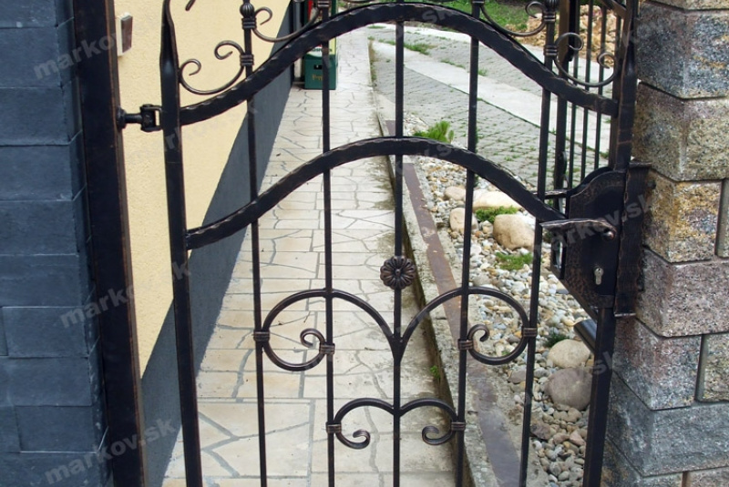 Brány a bránky Brány a bránky