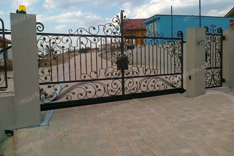 Brány a bránky Brány a bránky