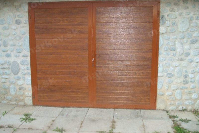 Garážové brány Garážové brány